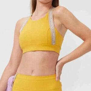 Outdoor Voices Snacks Bra in Cider